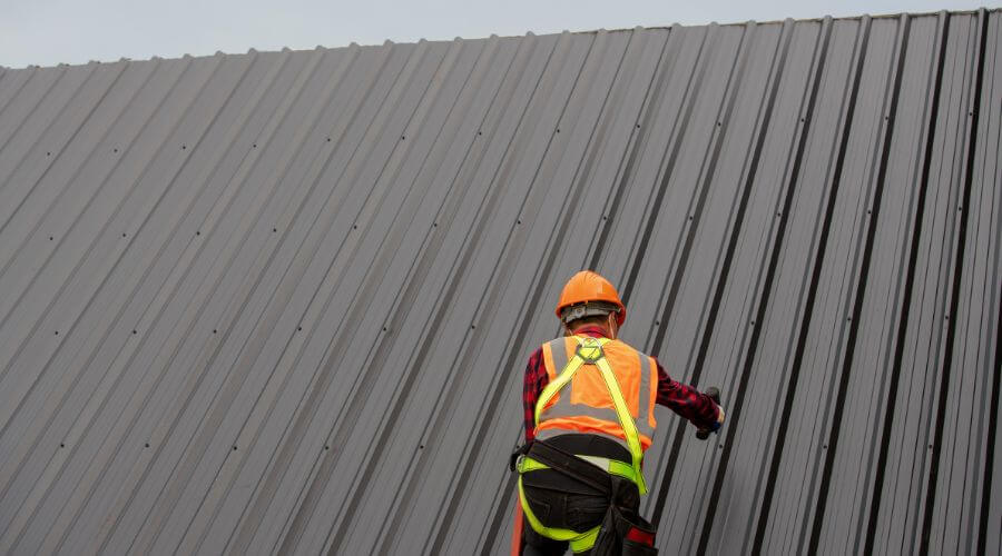 Professional gutter cleaning in Saint Albans Bay, VT